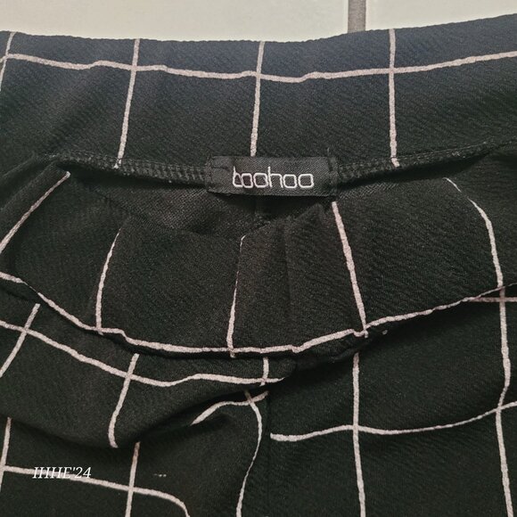 Boohoo Womens Black & White Checkered High-Waisted Trousers Size 8 - Picture 2 of 8